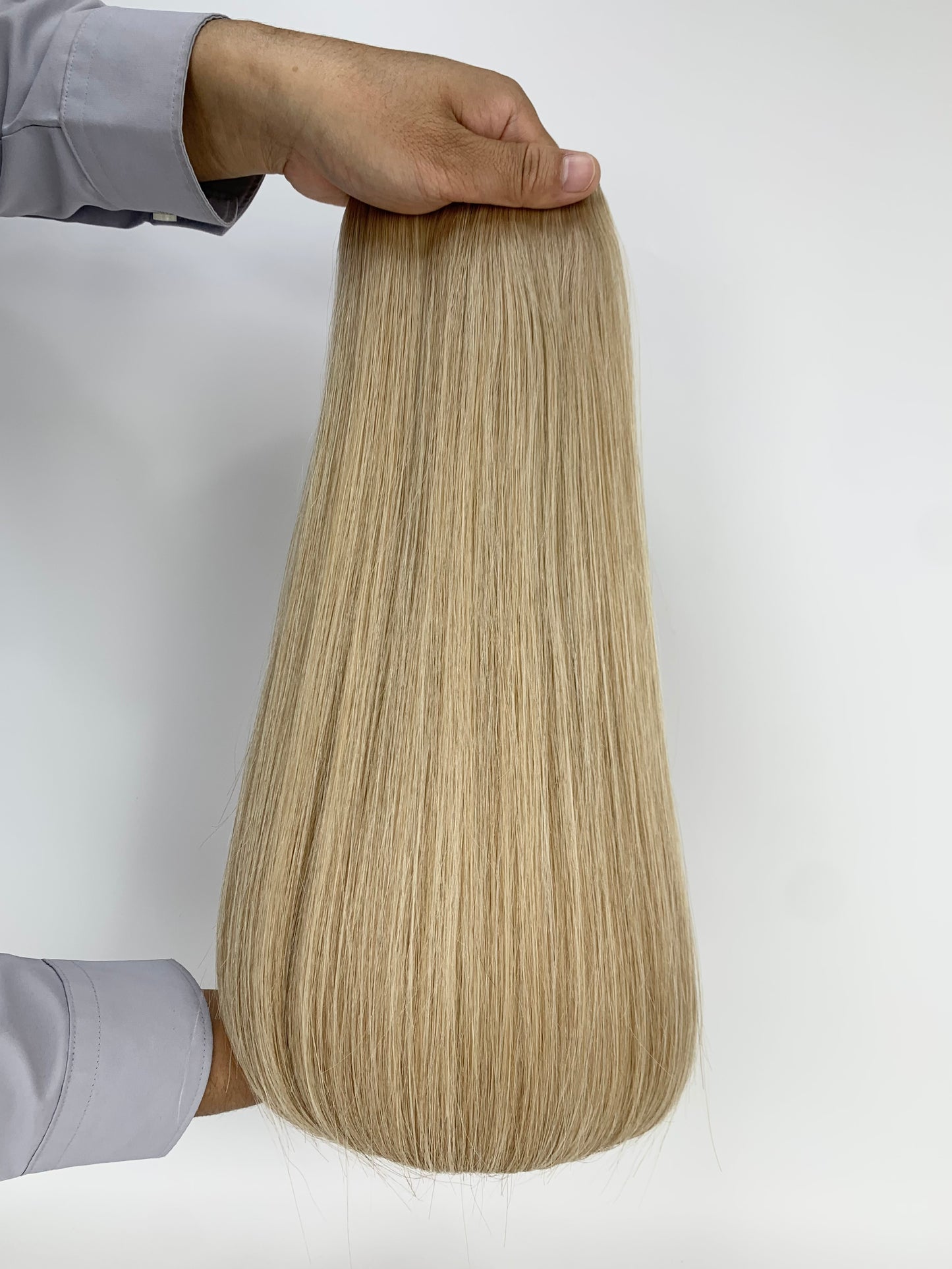 Twin Tabs Butterfly Genius Weft - 100% Virgin Human Hair Extensions - sandy blonde (#MDM) color swatch